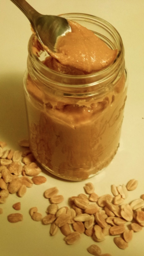 Homemade Organic Creamy Peanut Butter