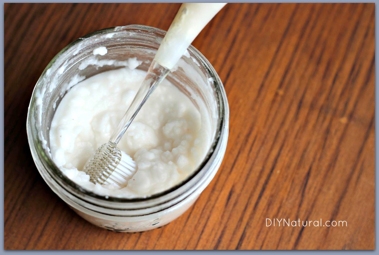 Homemade Toothpaste: A Natural Recipe